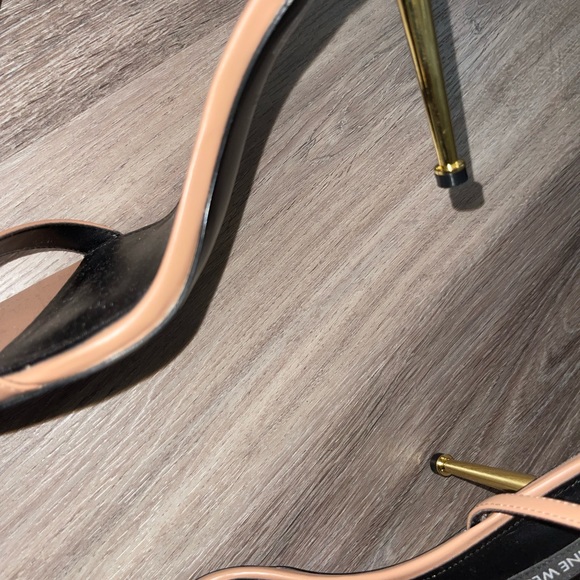 NINE WEST Nude Heels - Picture 6 of 6